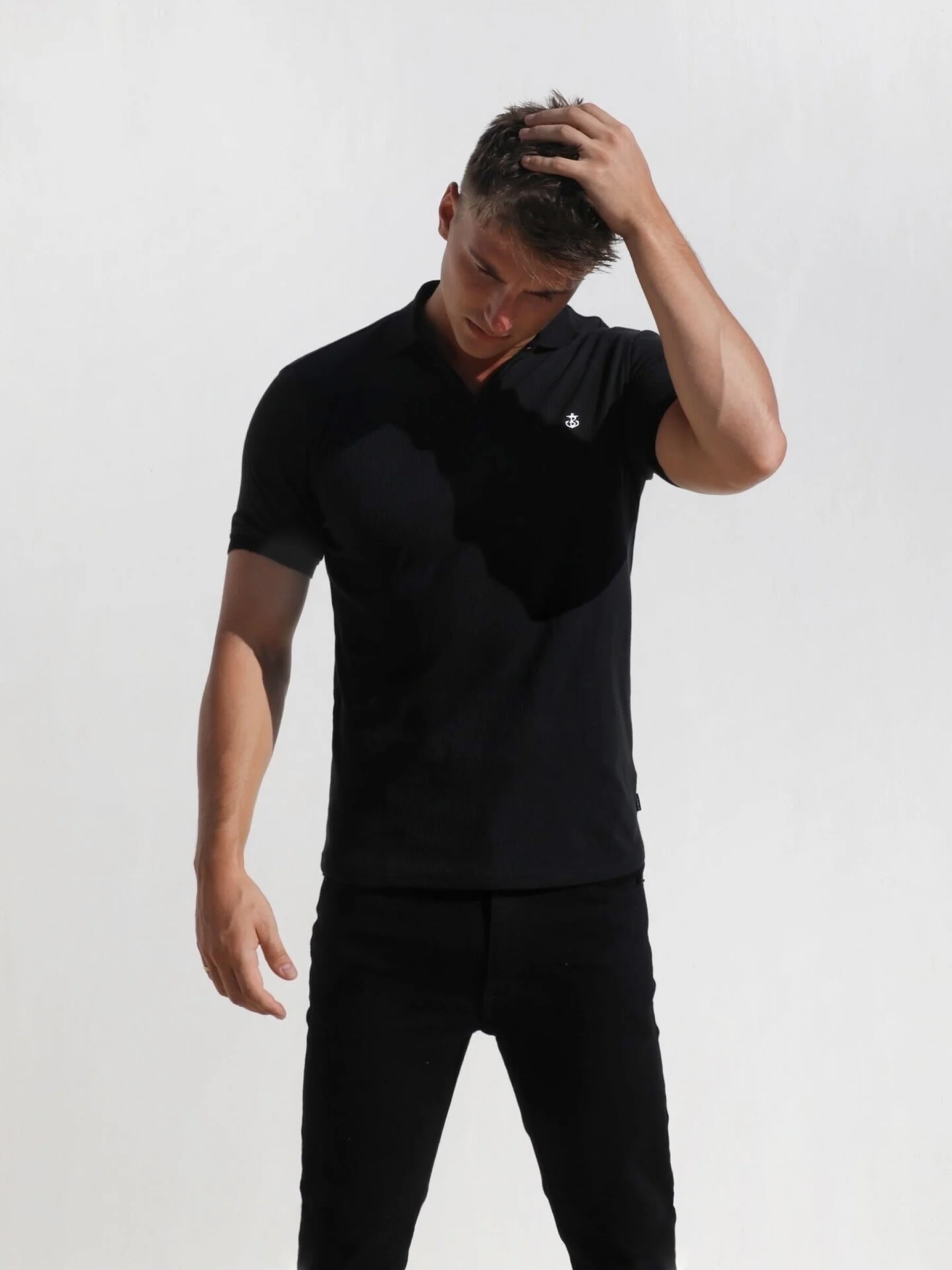 Aspen Polo - Black - Image 4