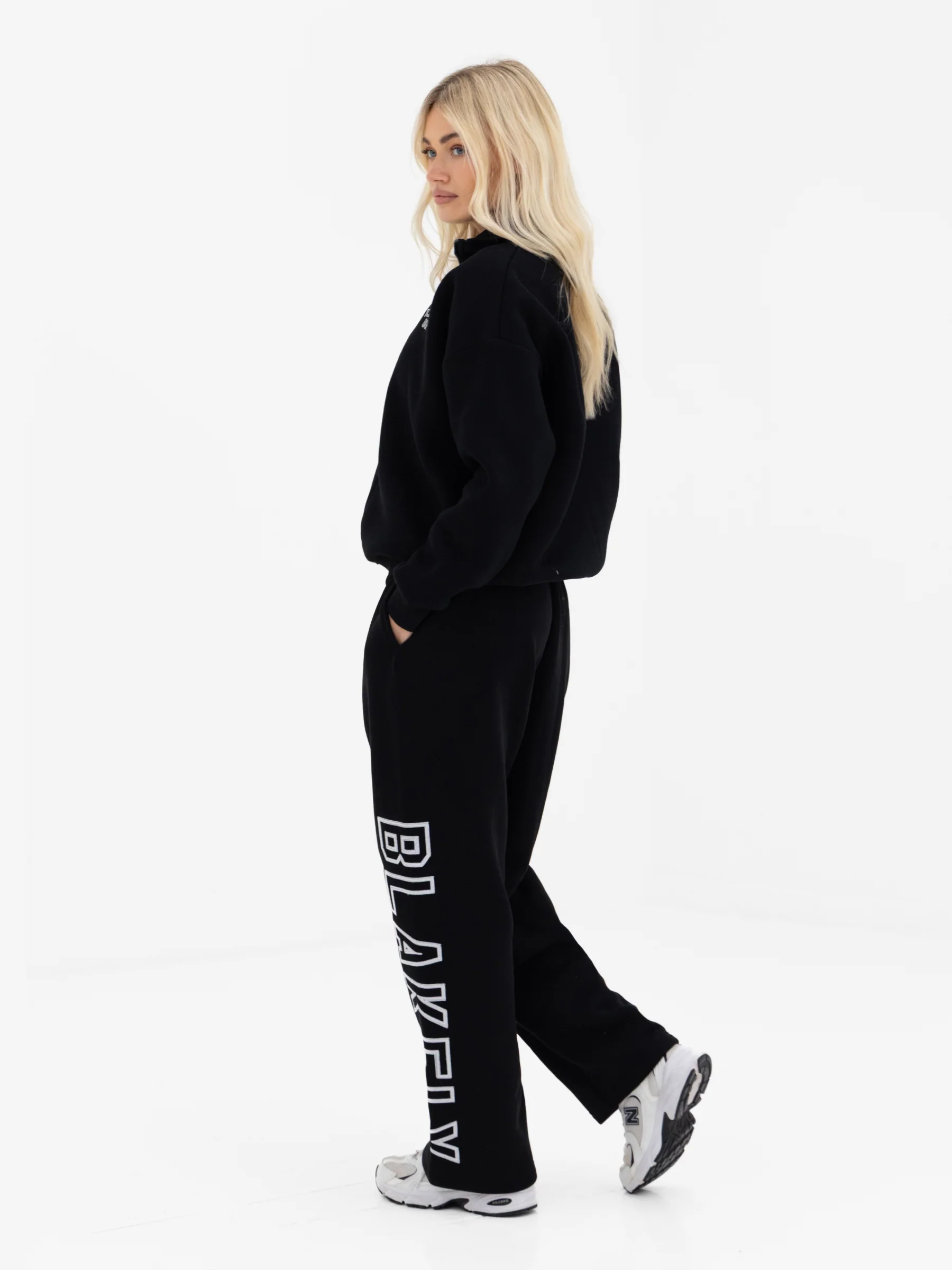 Alexis 1/4 Zip Jumper - Black - Image 4