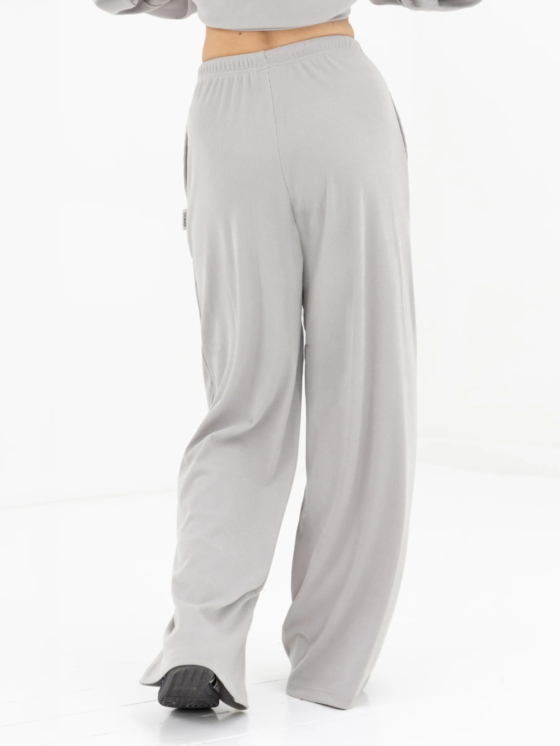 Alma Wide Leg Trousers - Light Grey - Image 2