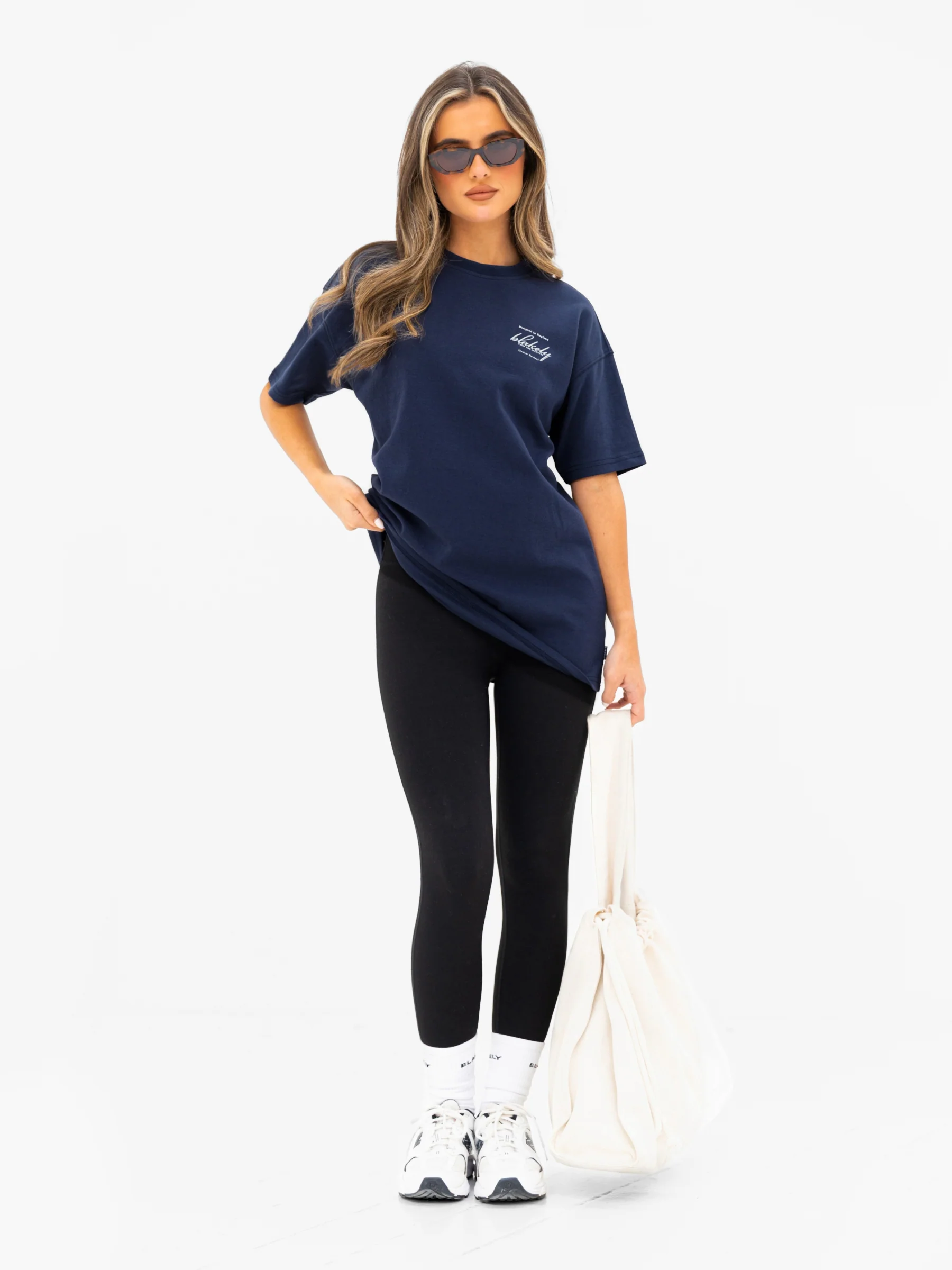 Georgia Oversized Script T-Shirt - True Navy - Image 3