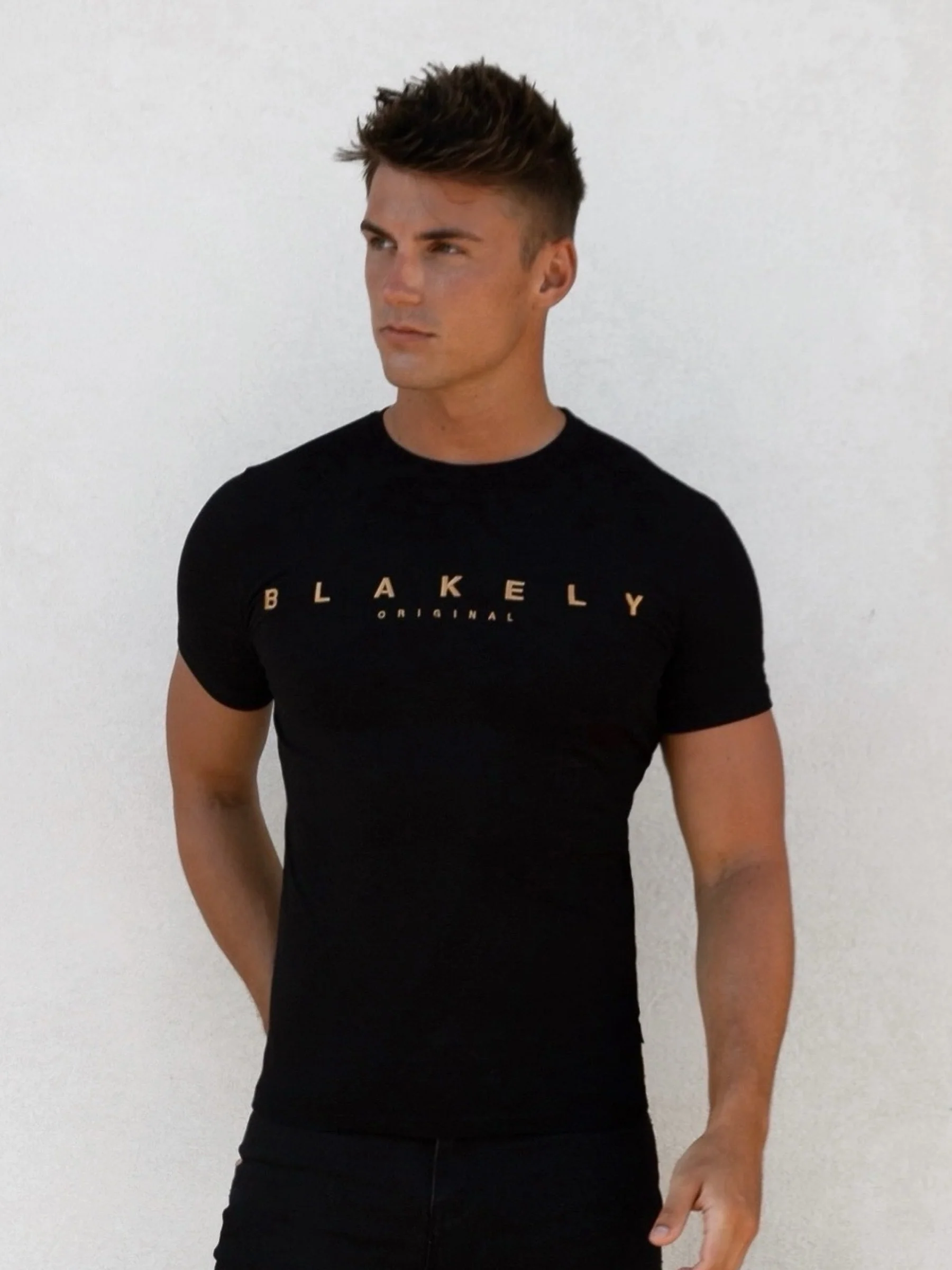 Goldcross T-Shirt - Black - Image 6