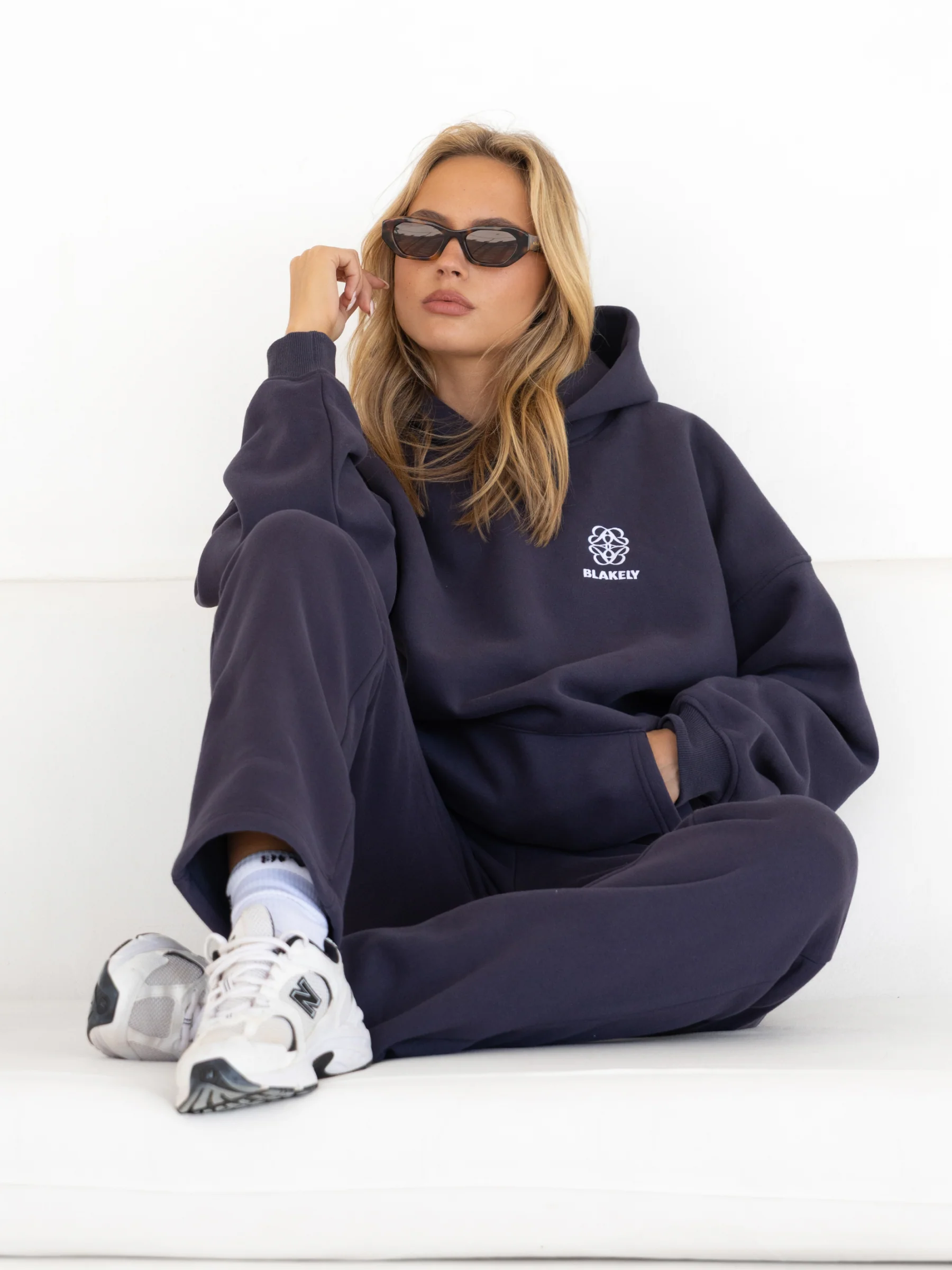 Iris Wide Leg Sweatpants - True Navy - Image 5