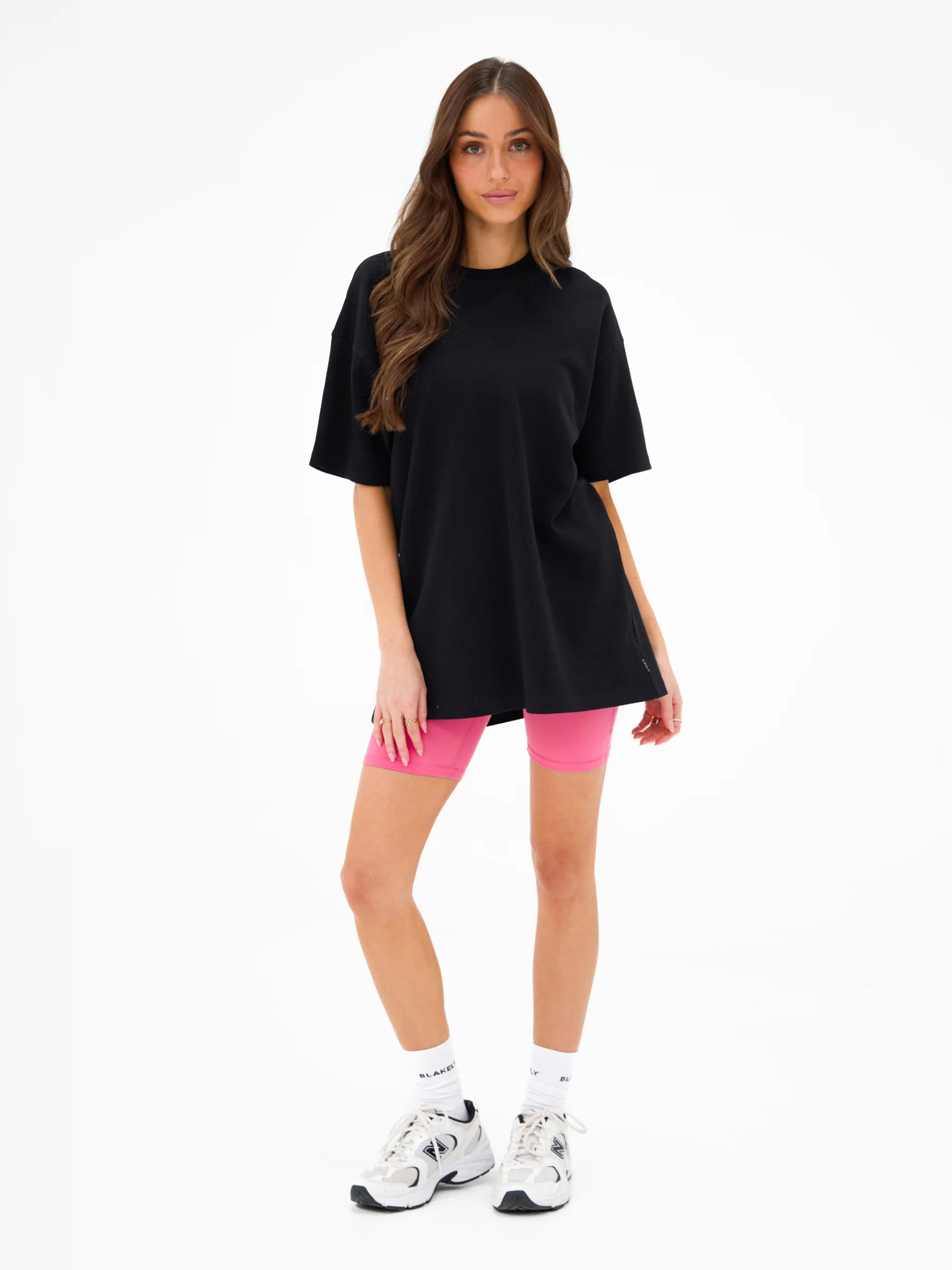 Isabel Oversized T-Shirt - Black & Bold Pink - Image 3