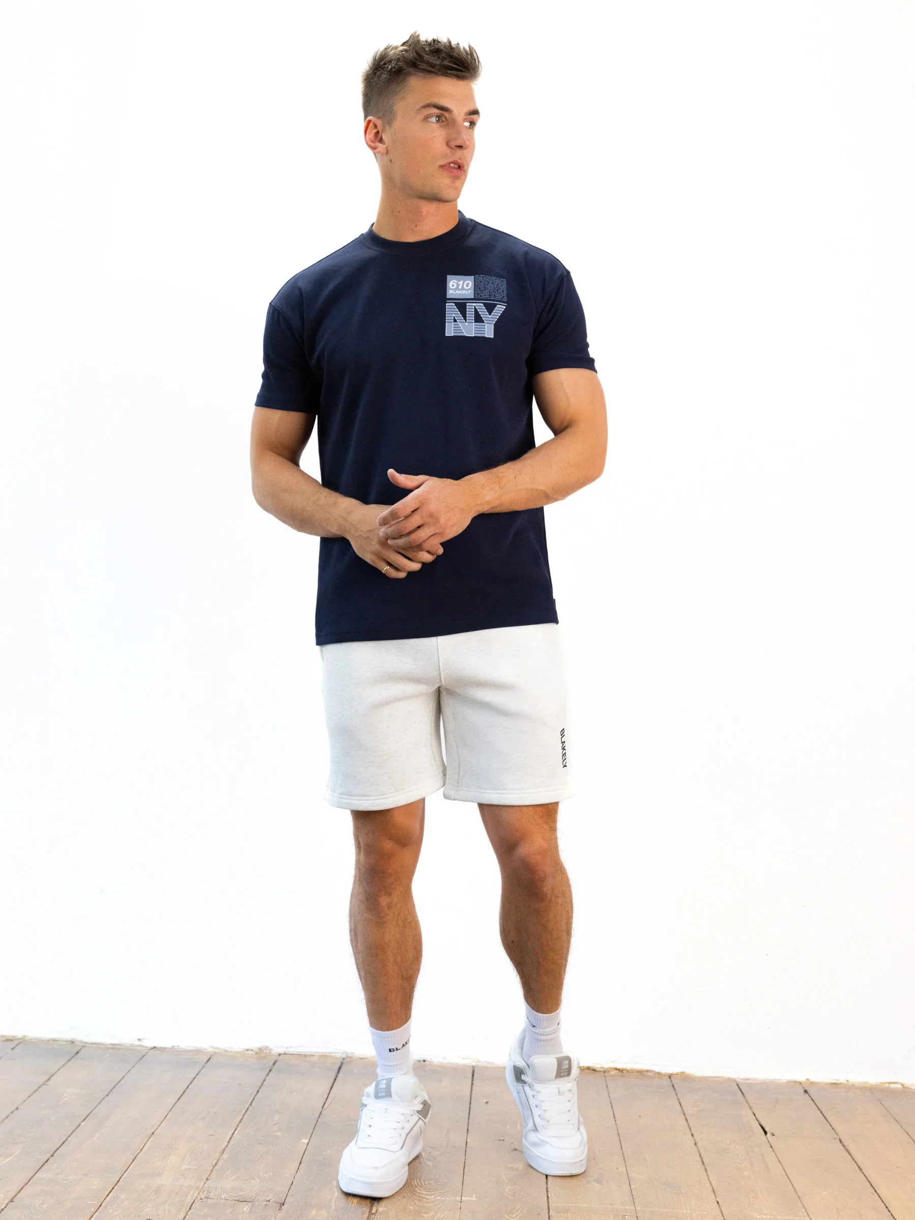 Italic Linear Relaxed Jogger Shorts - Marl White - Image 2