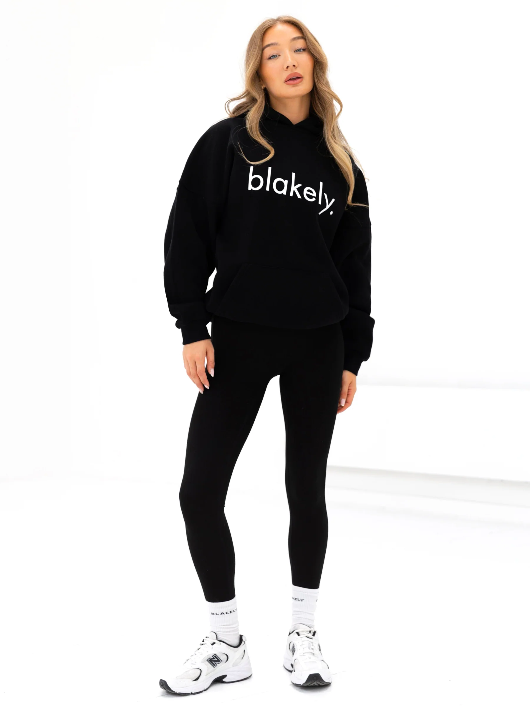 Logo Oversized Hoodie - Black - Image 5