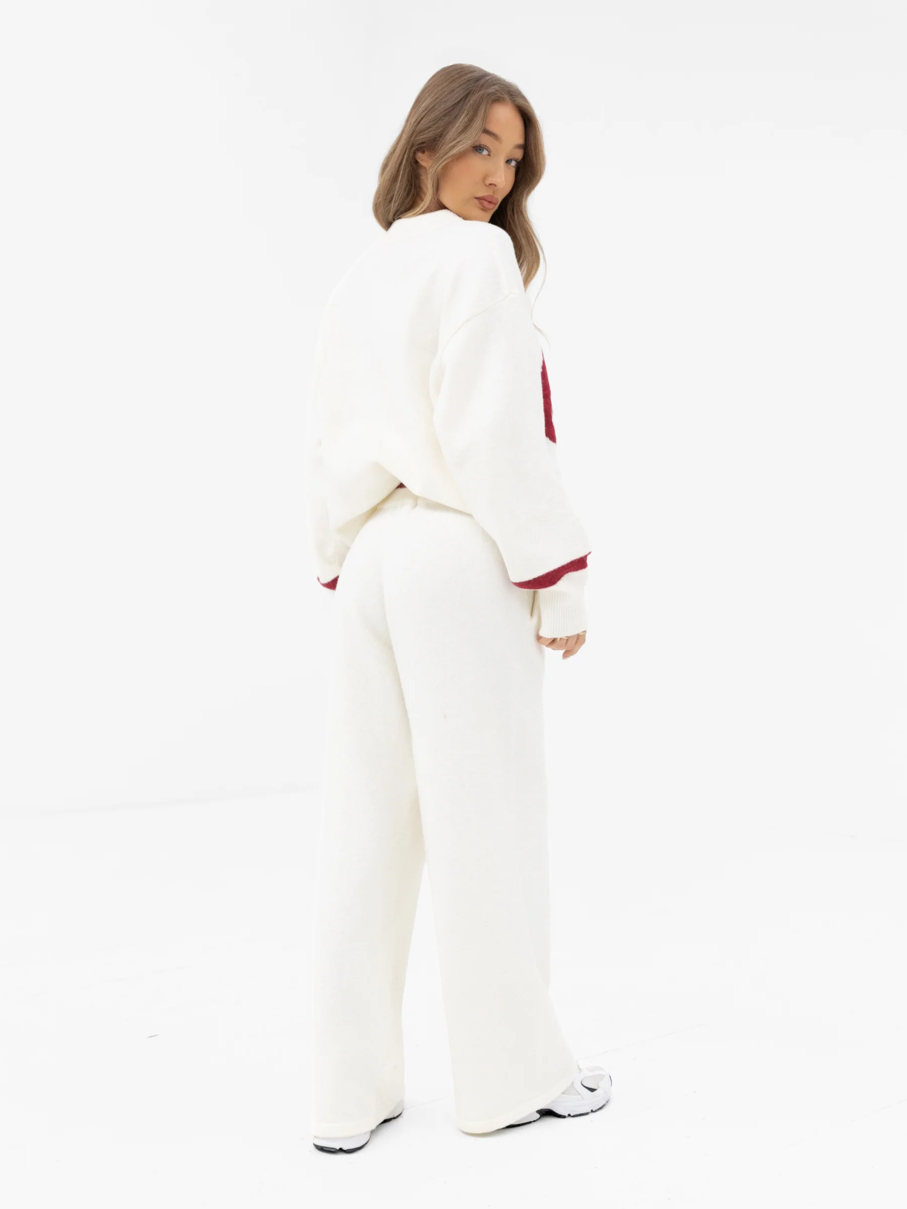 Margot Script Oversized Knitted Jumper - Cream - Image 4