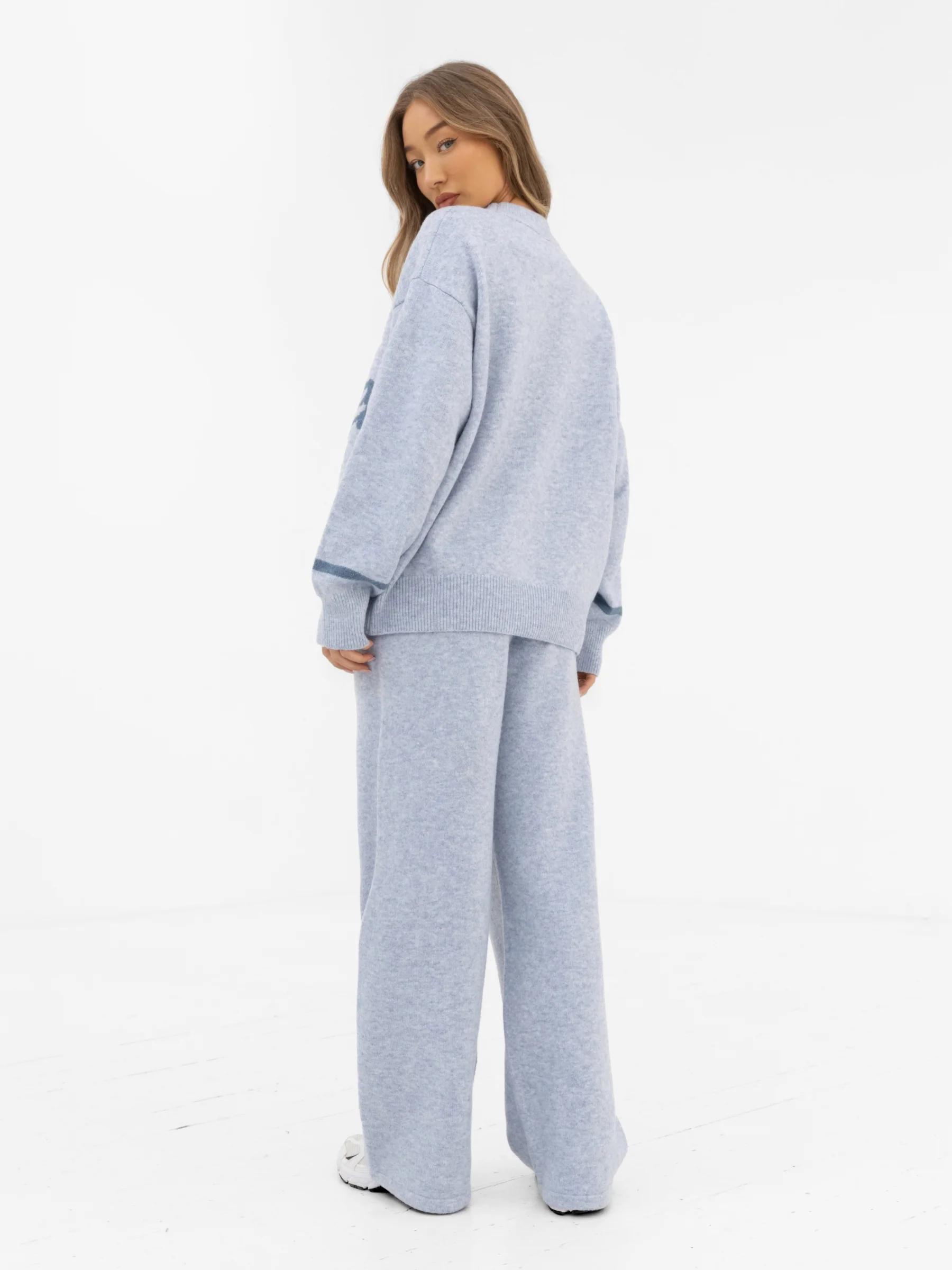 Margot Script Oversized Knitted Jumper - Icy Blue - Image 4