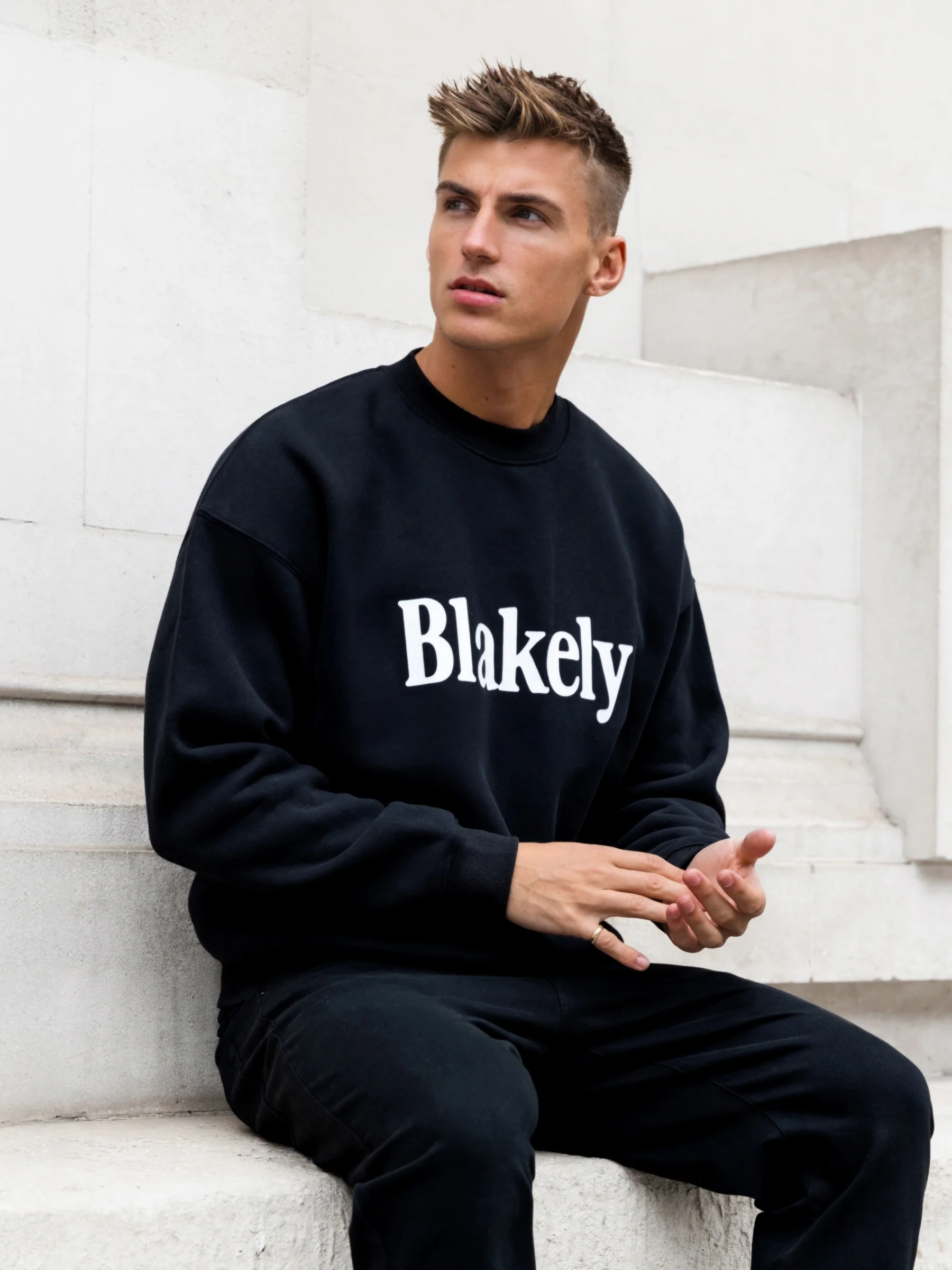 Marlo Relaxed Jumper - Black - Image 3