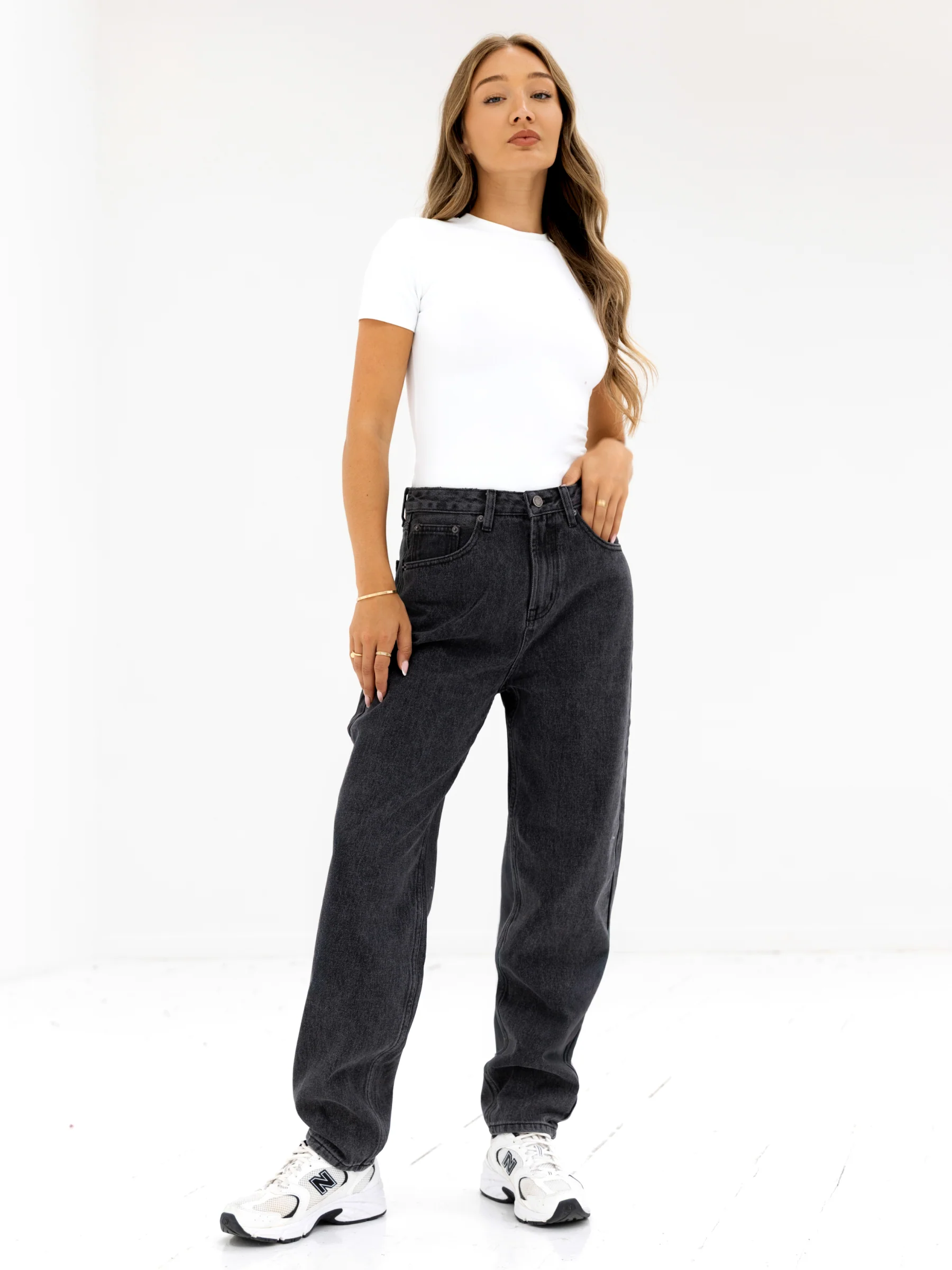 Blakely Mom Jeans - Washed Black - Image 6