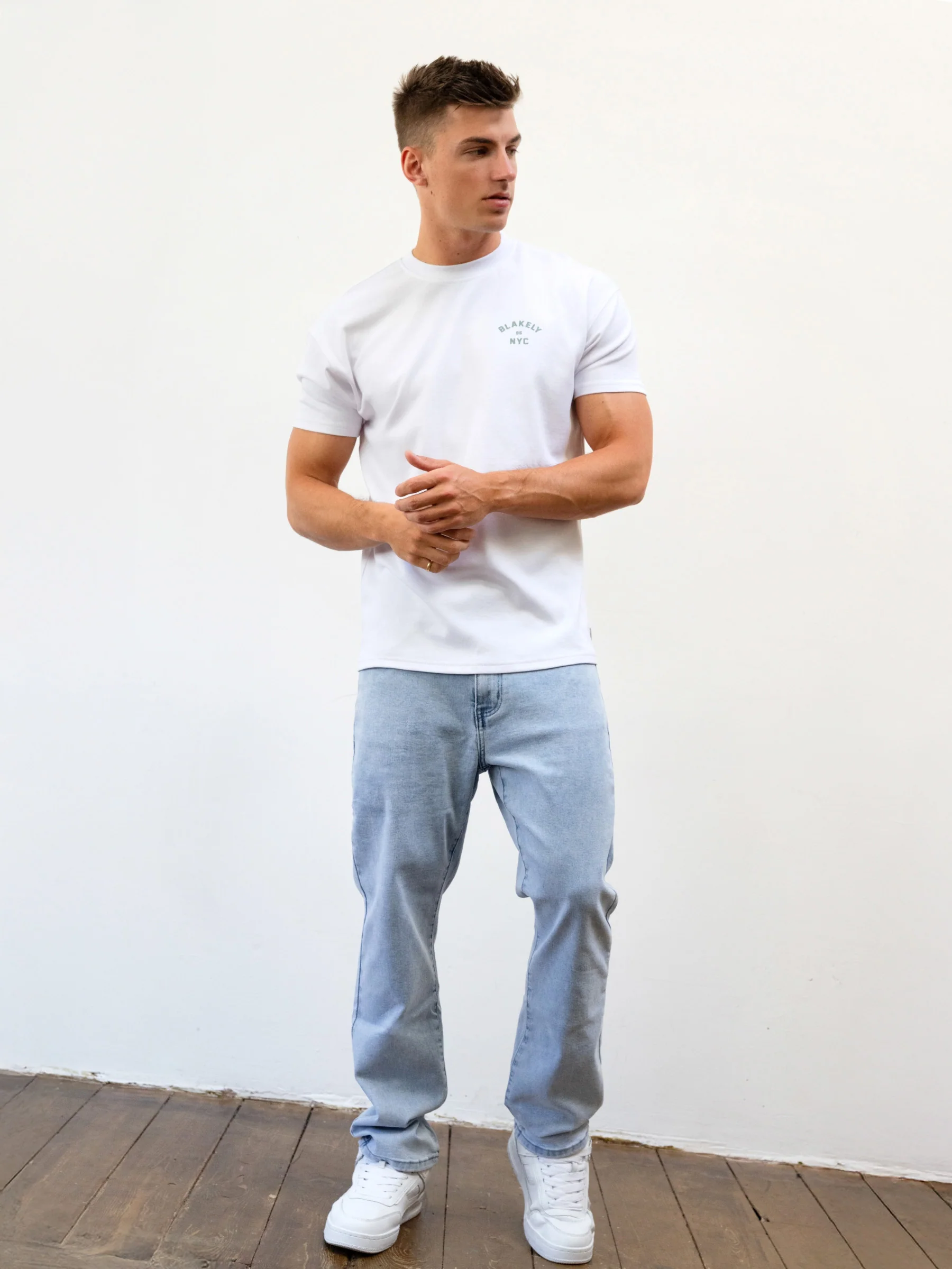 NYC Relaxed T-Shirt - White & Sage Green - Image 4