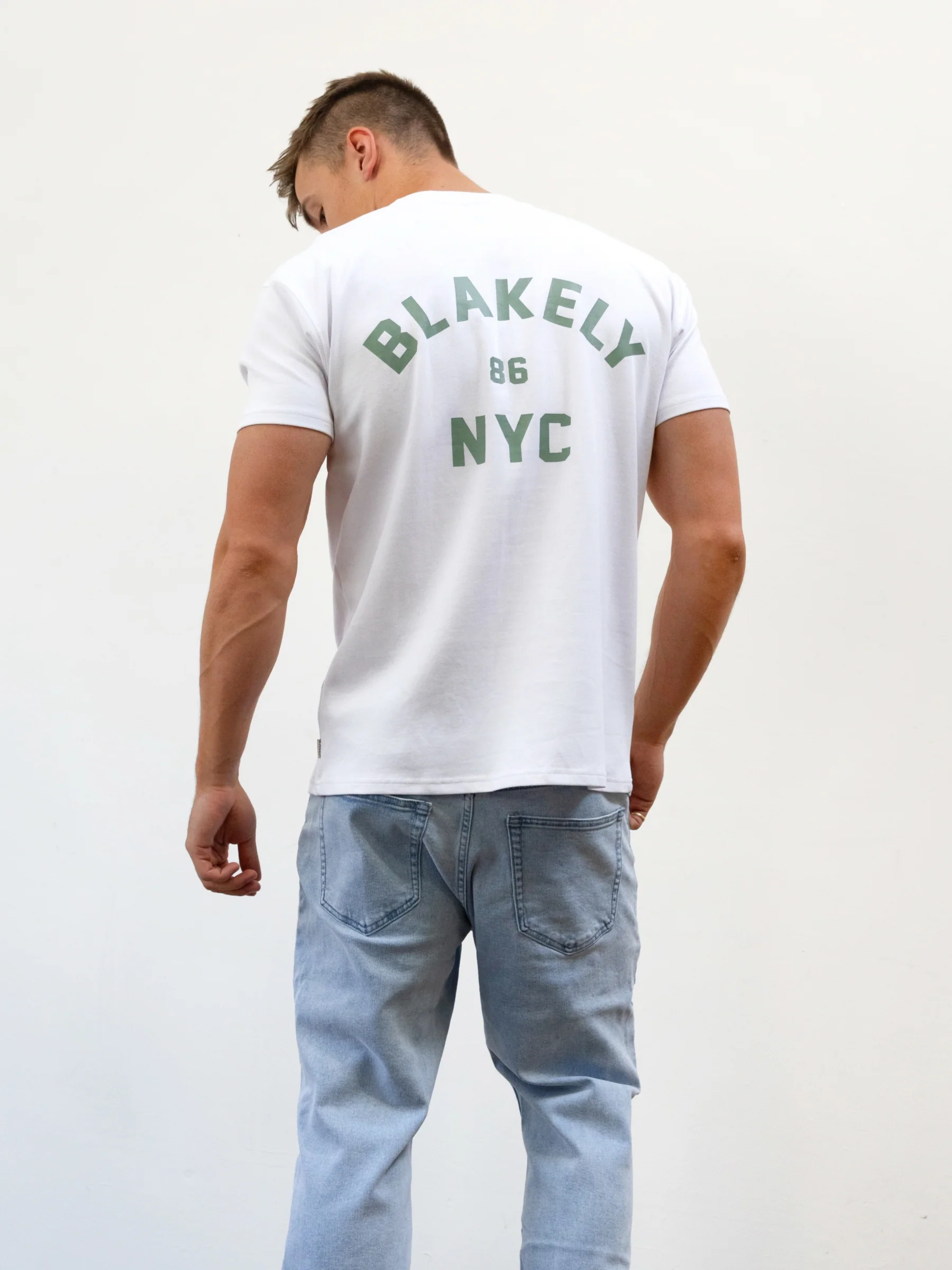 NYC Relaxed T-Shirt - White & Sage Green - Image 6