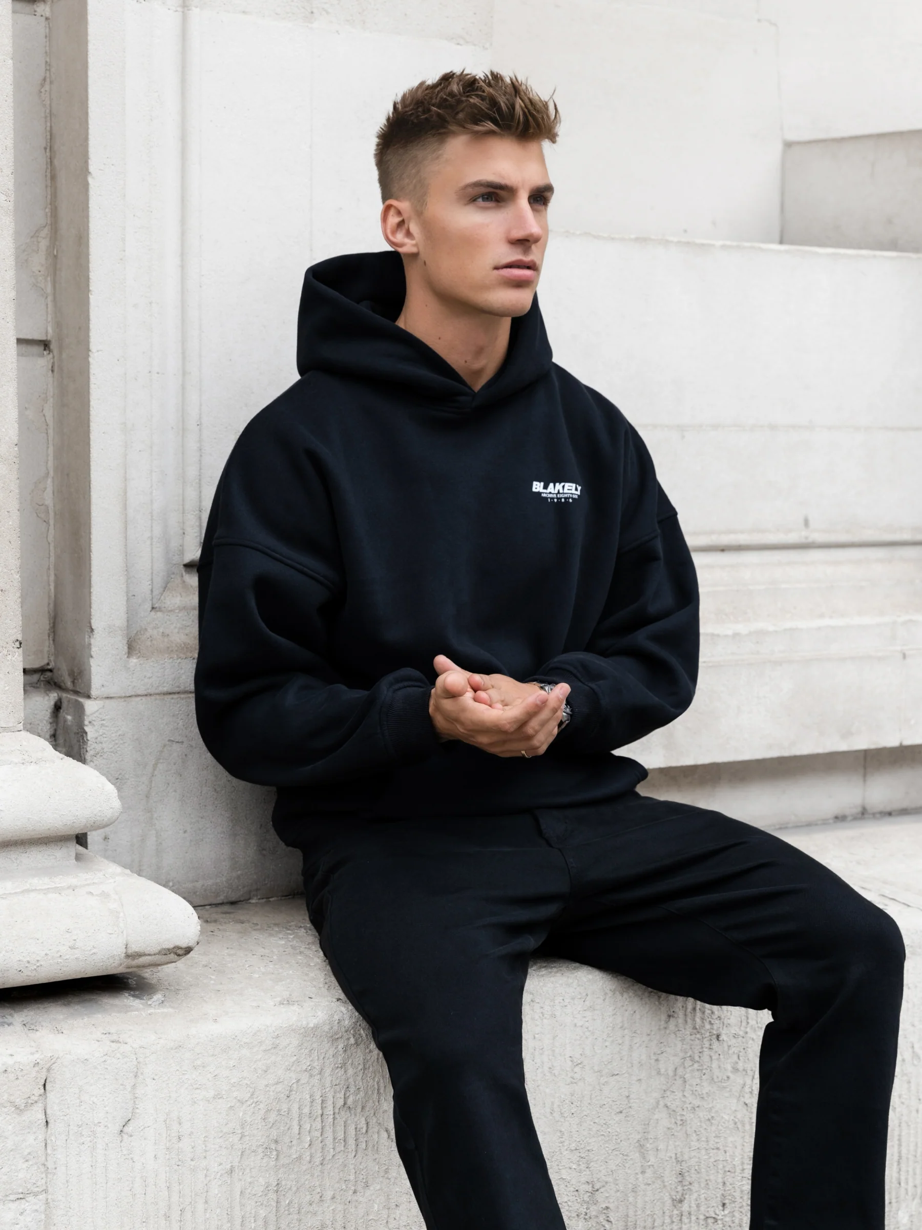Odell Relaxed Hoodie - Black - Image 4