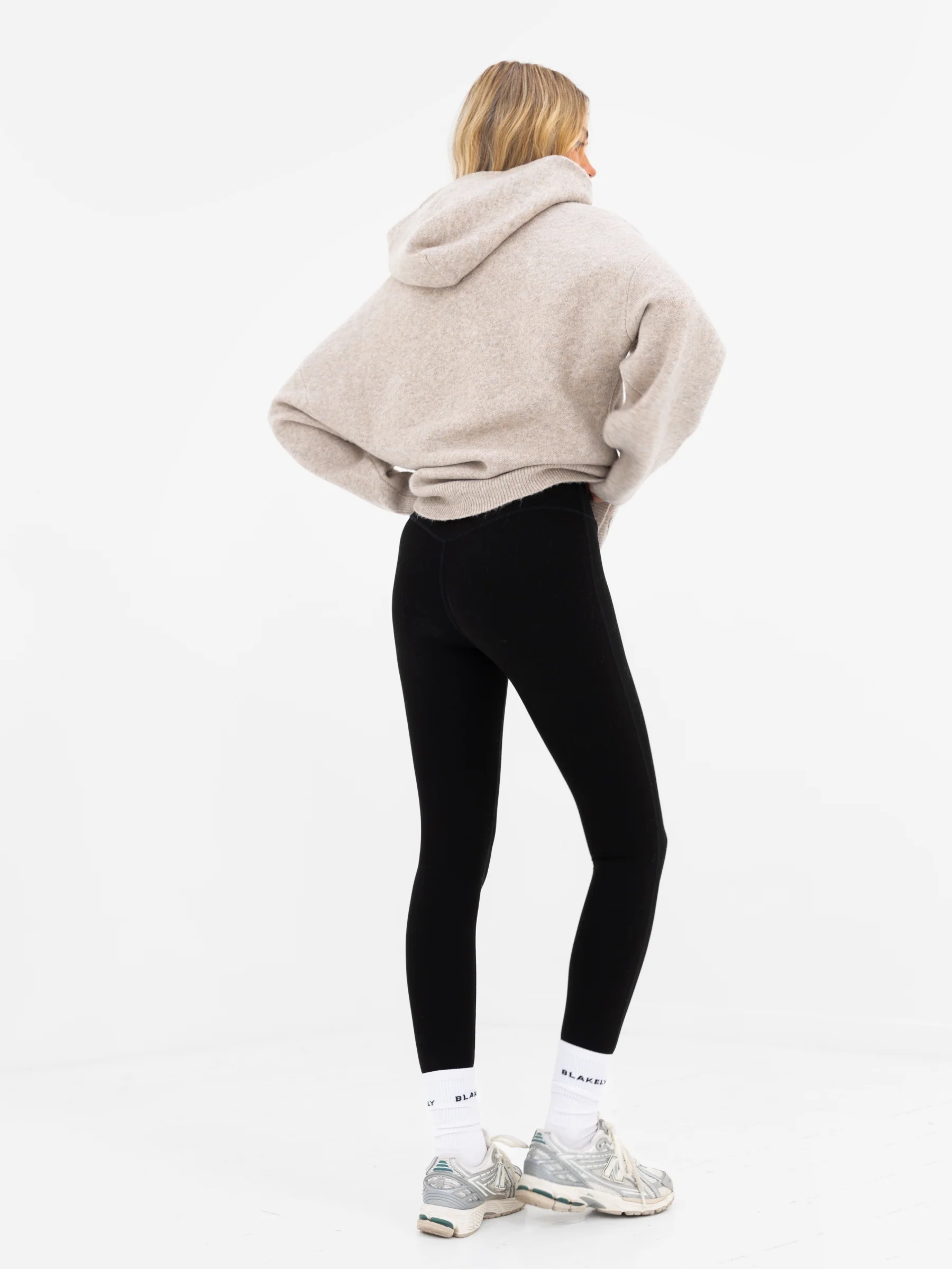 Oversized Knitted Hoodie - Toasted Taupe - Image 4