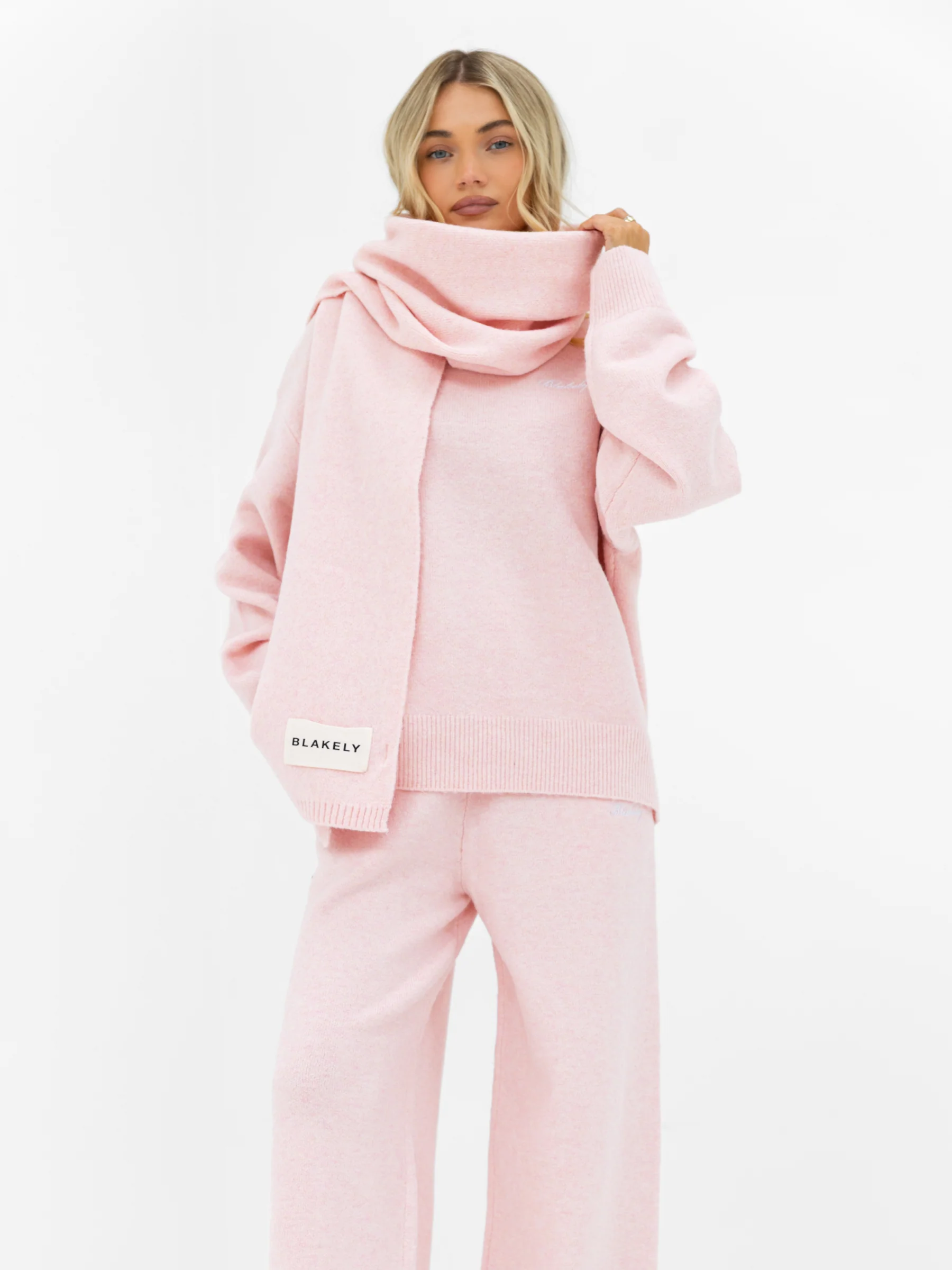 Oversized Knitted Jumper - Marshmallow Pink - Image 3