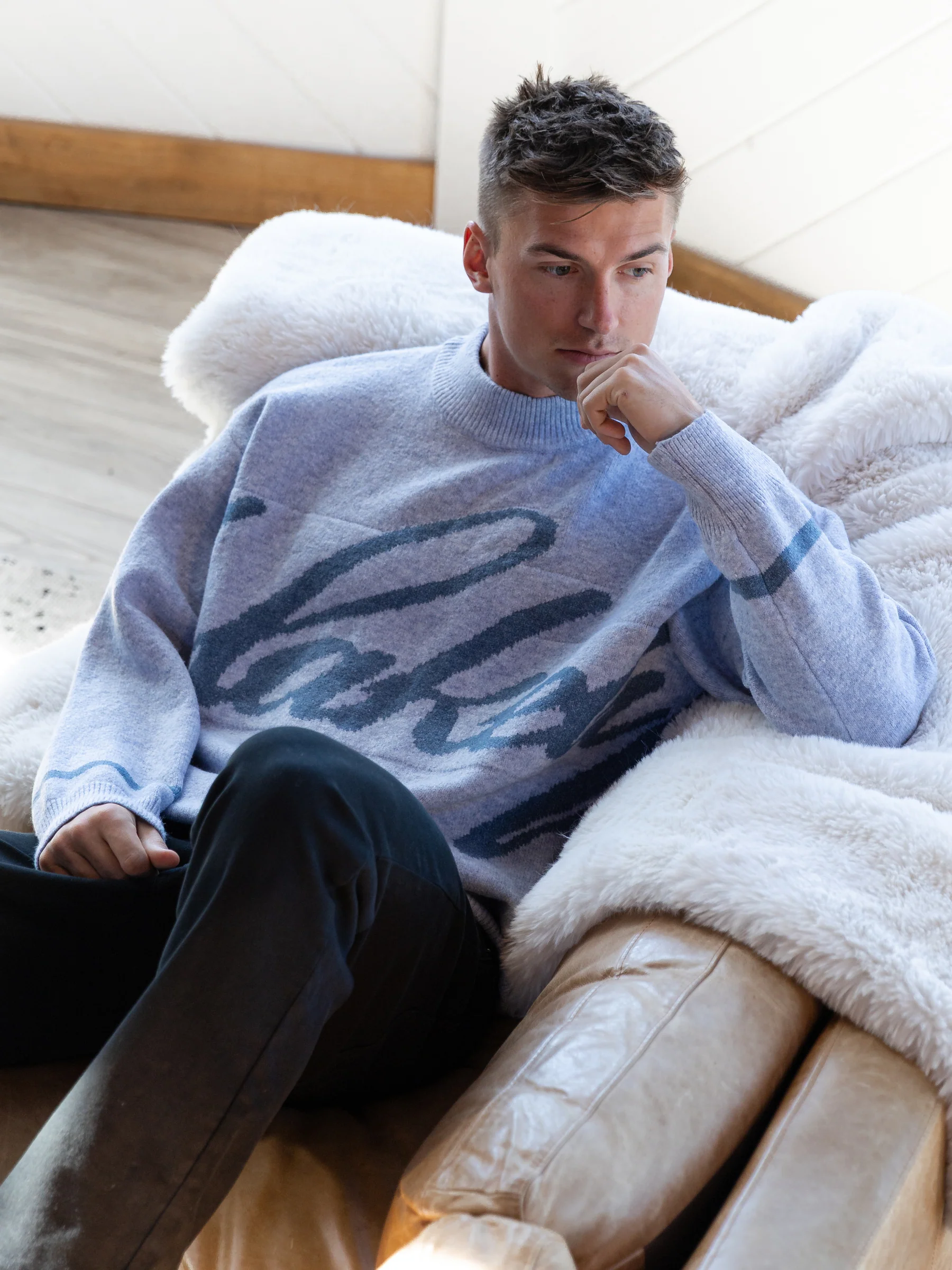 Relaxed Script Knitted Jumper - Icy Blue - Image 4