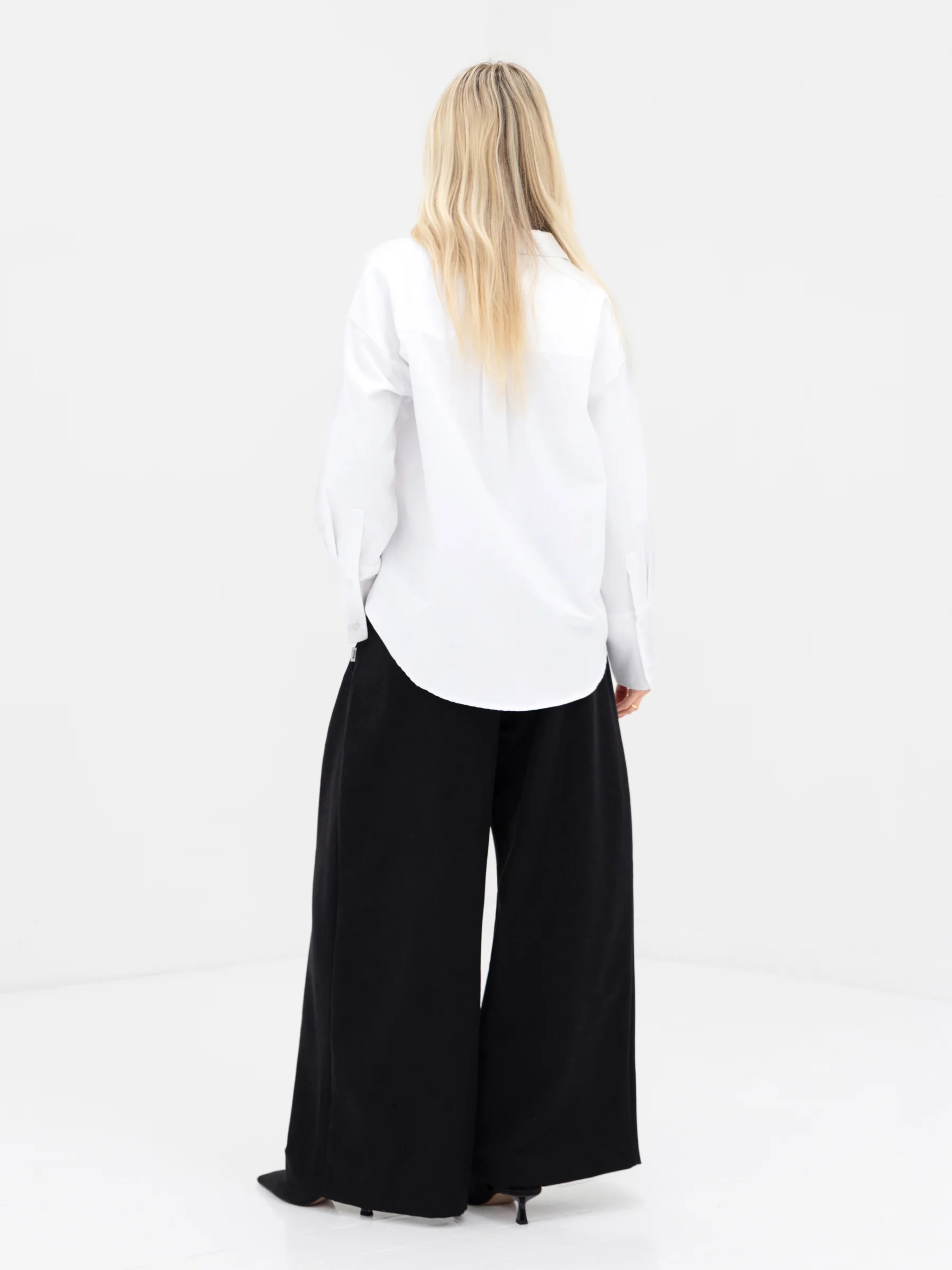 Sabrina Oversized Shirt - White - Image 4