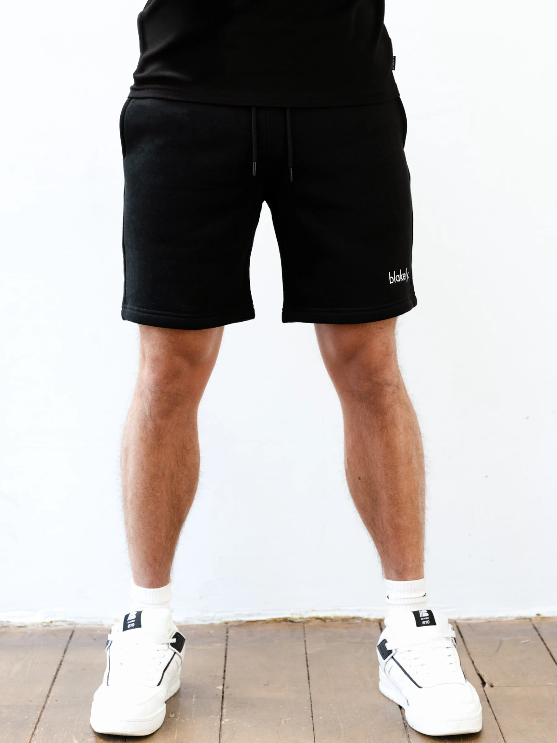 Sami Relaxed Jogger Shorts - Black - Image 2
