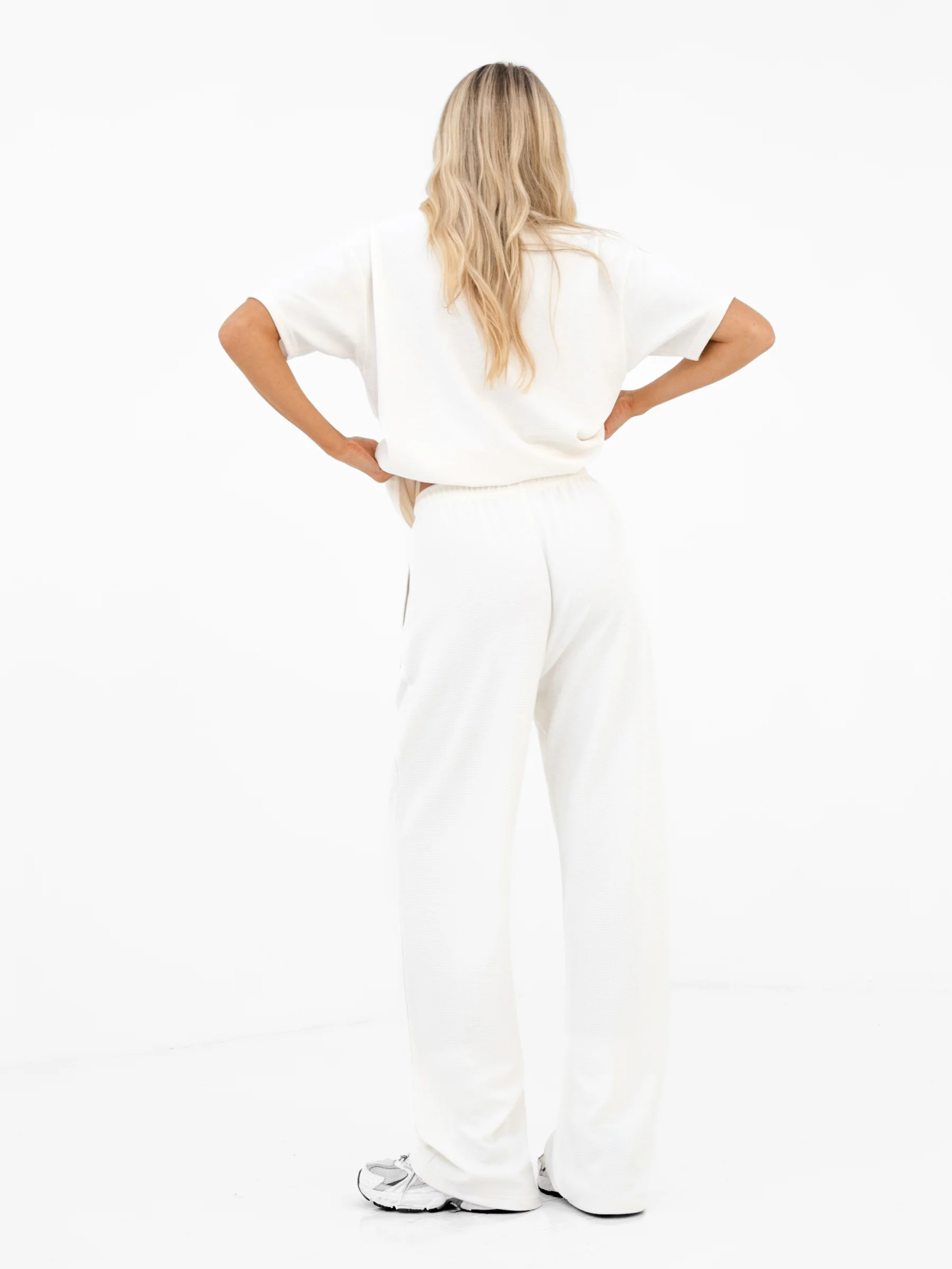 Soft Waffle Oversized T-Shirt - Off White - Image 5