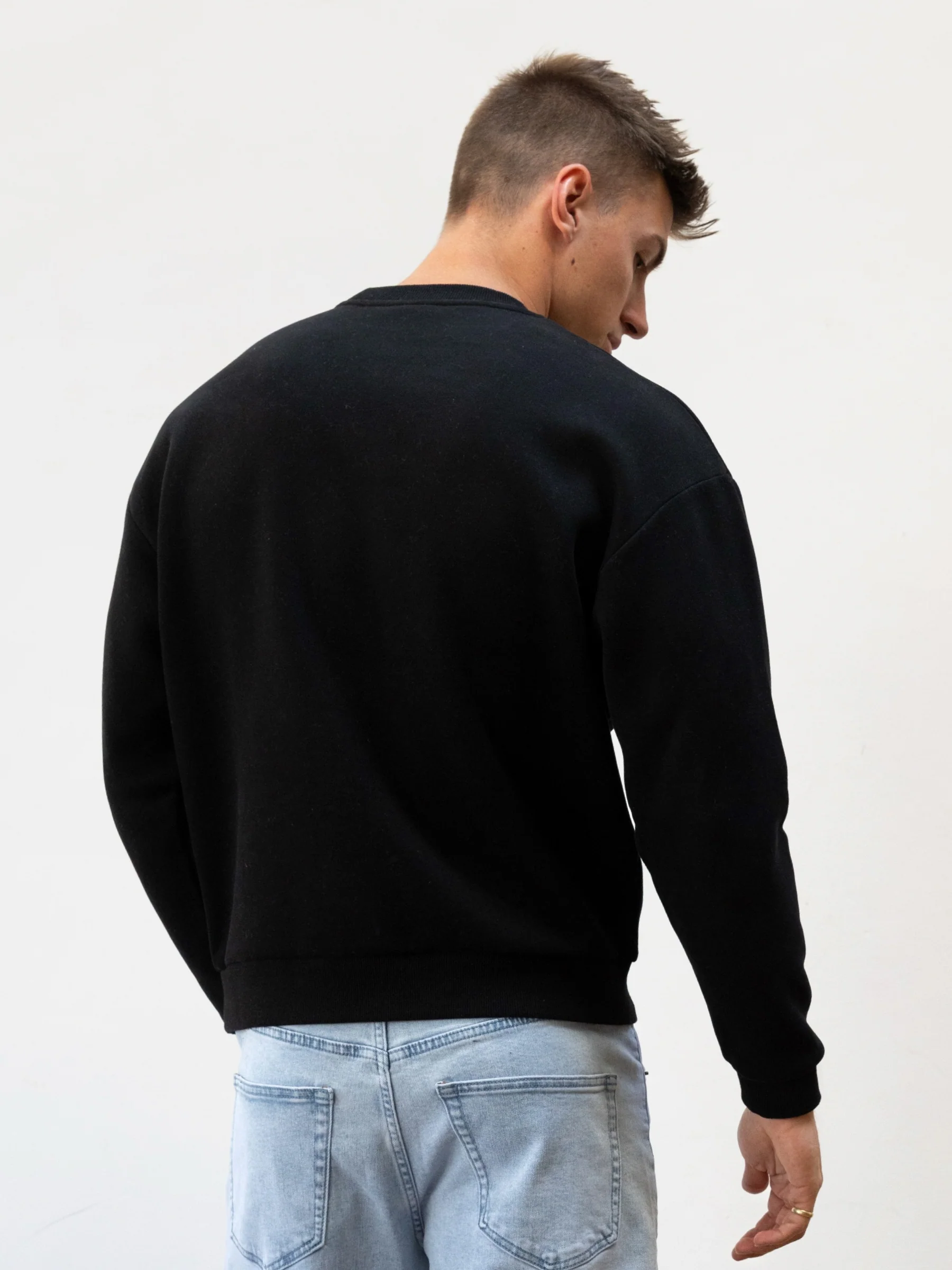Studio Relaxed Jumper - Black - Image 6
