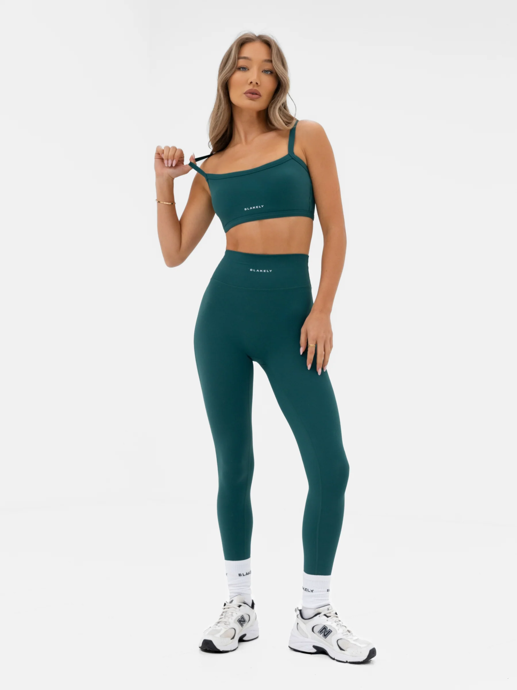 Ultimate Sports Bra - Deep Green - Image 4