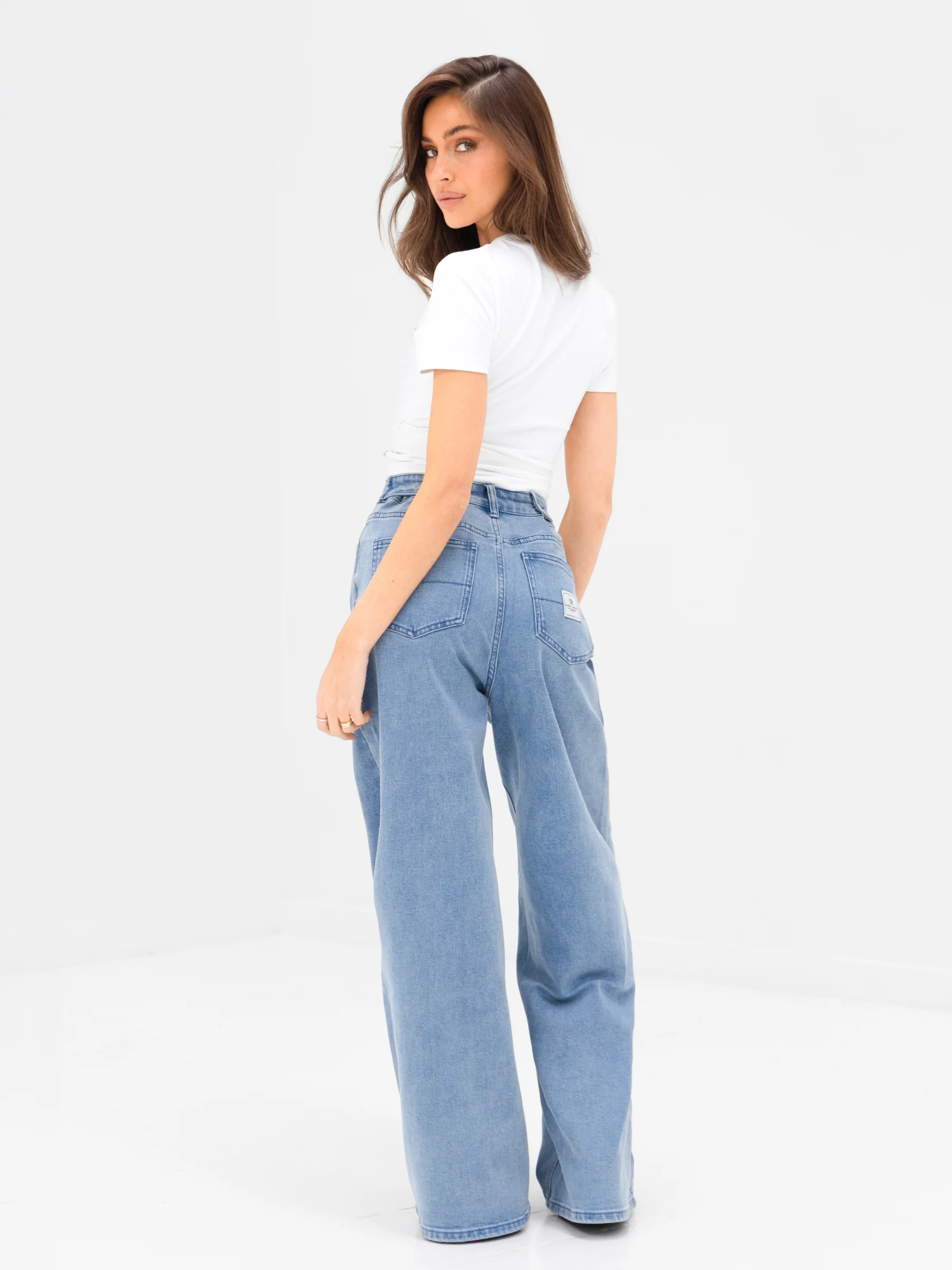 Blakely Wide Cut Jeans - Light Blue - Image 2